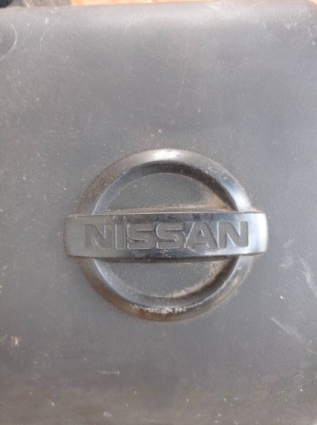 Nissan Micra k12 szelepfedl 