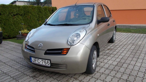 Nissan Micra megkímélt állapotban