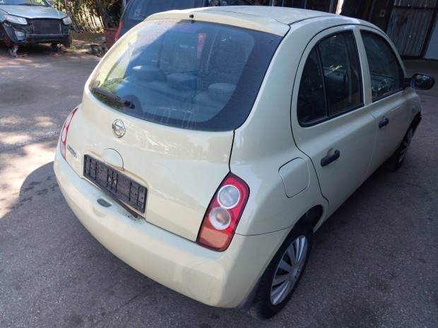 Nissan Mikra K12 karosszéria elemei