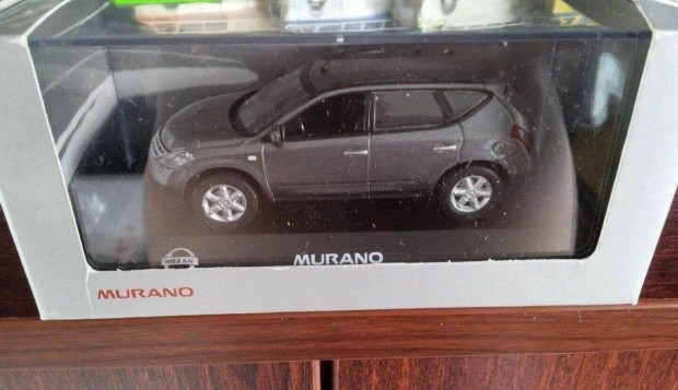 Nissan Murano kisauto modell 1/43 Elad