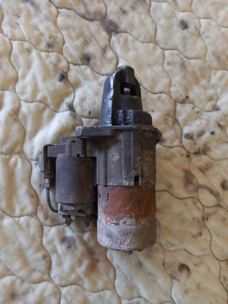 Nissan N15 nindit