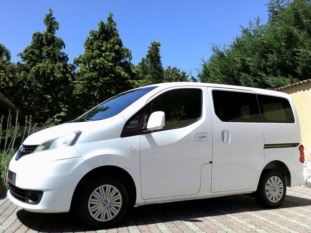 Nissan NV200 1.5 dCi Tekna Evalia! Karambolment...