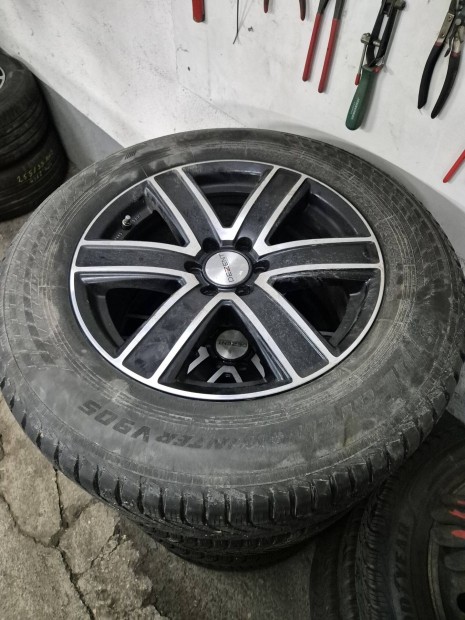 Nissan Navara 18" tli kerk szett