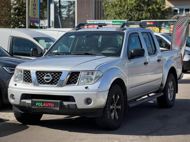 Nissan Navara 4WD Double 2.5D LE