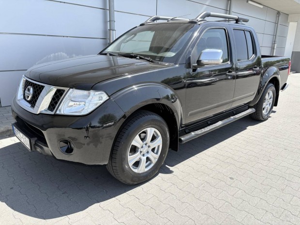 Nissan Navara 4WD Double 2.5D Platinum Cserélhe...