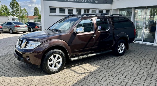 Nissan Navara 4WD Double 2.5D Platinum Garanci...