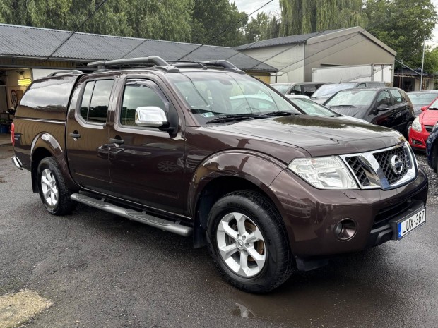 Nissan Navara 4WD Double 2.5D Platinum Magyar V...
