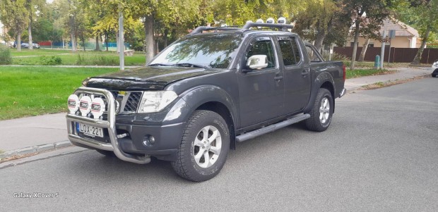 Nissan Navara 4WD Double 2.5D SE 163 ezer km. M...