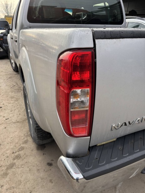 Nissan Navara D22 bal hts lmpa elad