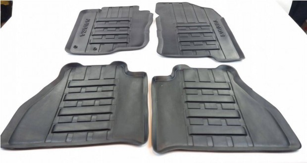 Nissan Navara D23 gy�ri �j gumisz�nyeg szett