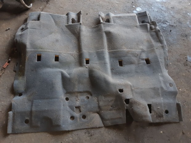 Nissan Navara D40 Padl�k�rpit / Padl�sz�nyeg