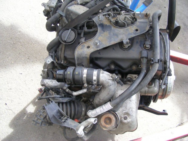 Nissan Navara D40/Pathfinder R51 Komplett EURO4-es motor