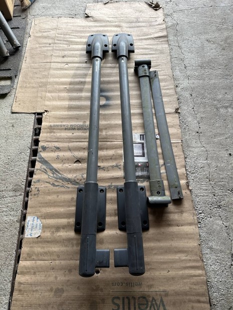 Nissan Navara D40 gy�ri tet�csomagtart�