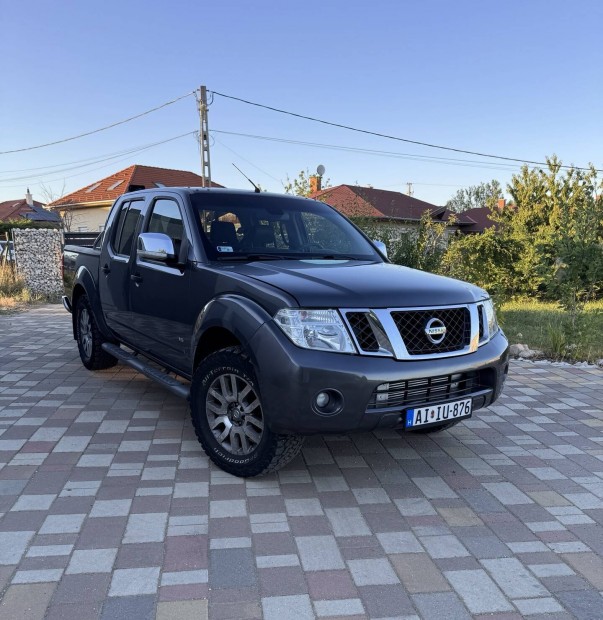 Nissan Navara d40 3.0D V6 Platinum 4WD