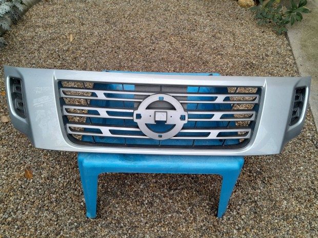 Nissan Navara dszrcs htrcs ezst srlt