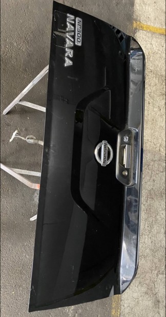 Nissan Navara platajt