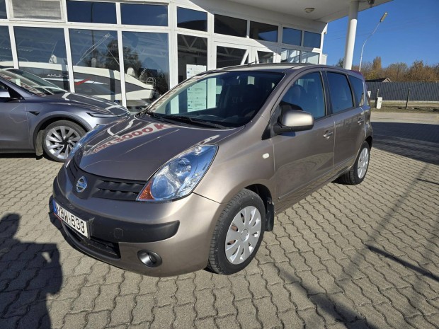 Nissan Note 1.5 dCi Tekna Magyar. Flbr. Digit...