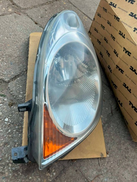 Nissan Note E11 haszn�lt els� l�mp�k