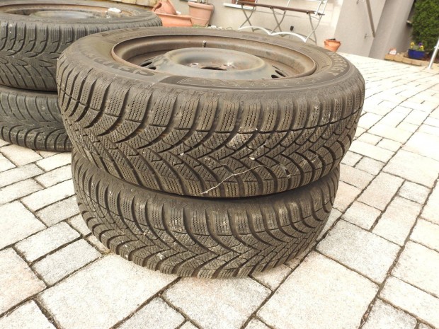 Nissan Note tli gumiabroncsok, kerktrcsk, 185/65R15, acl felnik