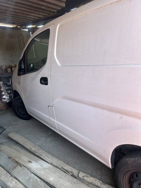 Nissan Nv200 elad
