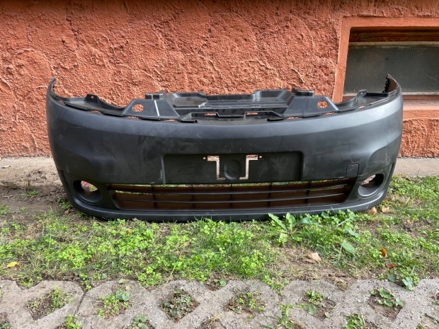 Nissan Nv200 első lökhárító