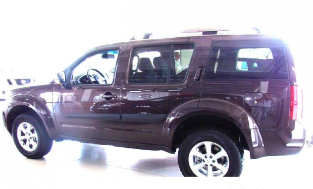 Nissan Pathfinder 2008- Ajtvd Dszlc Oldalcsk