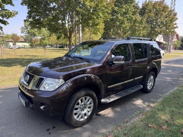 Nissan Pathfinder 3.0 Tdi LE (Automata) Magasan...