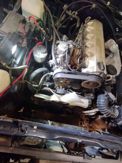 Nissan Patrol 2.8 GR TD Soros 6 hengeres motor