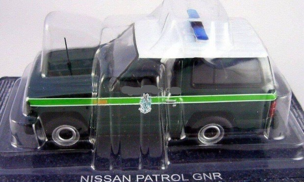 Nissan Patrol GNR police kisauto modell 1/43 Elad