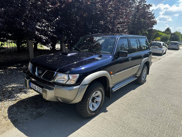 Nissan Patrol GR 3.0 Di Luxury Ritkasg!Full-EX...