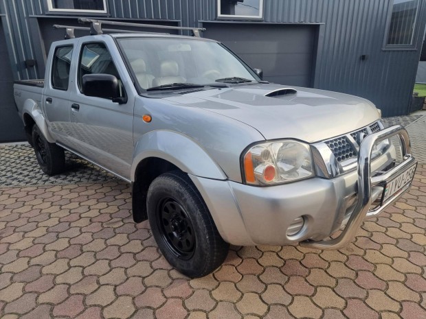 Nissan Pick UP 2.5 2WD Double Navara Megkmlt....