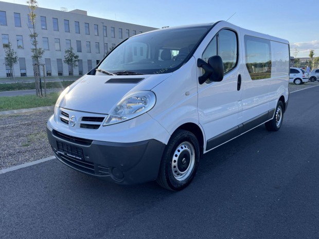 Nissan Primastar 2.0 dCi L2H1 Basic végig vezet...