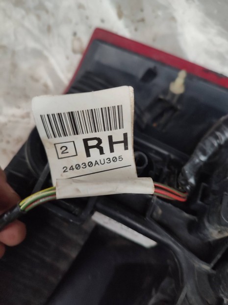 Nissan Primer hátsó lámpa gyari bontott