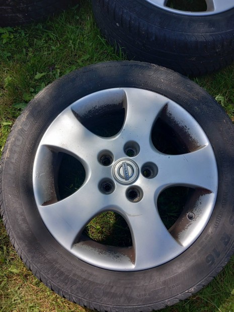 Nissan Primera 16" alufelni