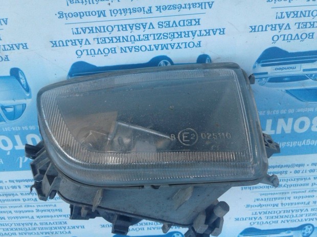 Nissan Primera 2.0 TD CD20T jobb ködlámpa