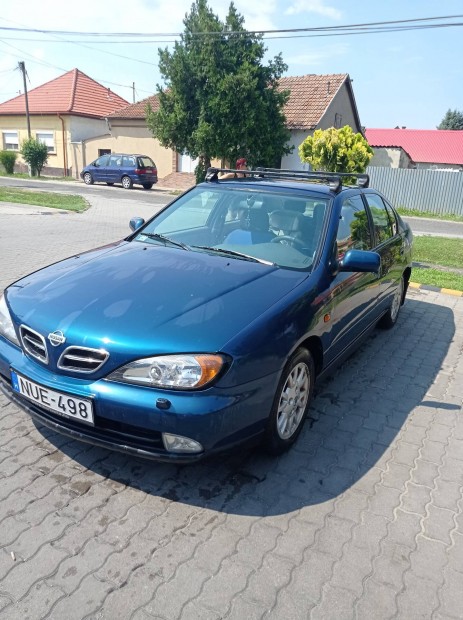 Nissan Primera 