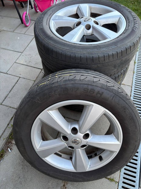 Nissan Qashqai 17 alufelni