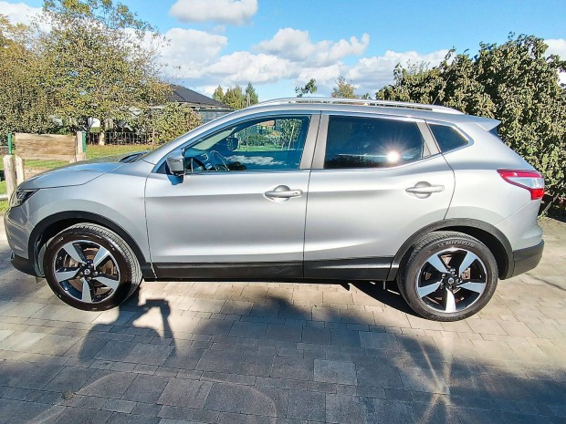 Nissan Qashqai 1.2 DIG-T N-Connecta EURO6