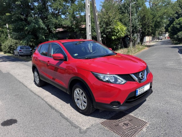 Nissan Qashqai 1.2 DIG-T Visia EURO6 Akr 2 v...