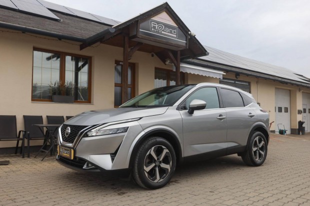 Nissan Qashqai 1.3 DIG-T Mild Hybrid N-Connecta...