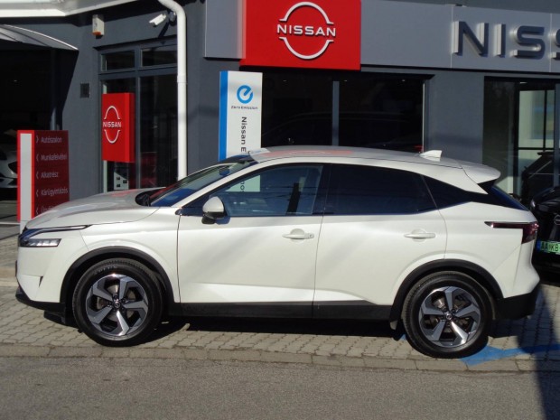 Nissan Qashqai 1.3 DIG-T Mild Hybrid N-Connecta...