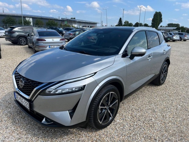 Nissan Qashqai 1.3 DIG-T Mild Hybrid Tekna 17.0...