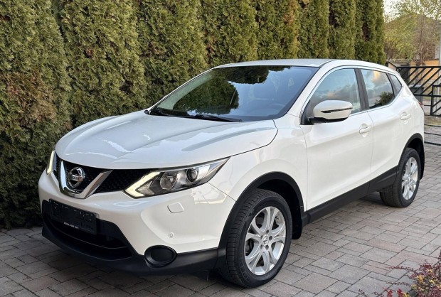 Nissan Qashqai 1.5 dCi N-Connecta EURO6 lsft...