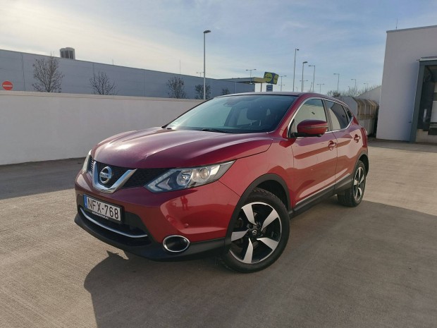 Nissan Qashqai 1.5 dCi N-Tec MO-i! 141. KM! Autbeszmts megoldhat
