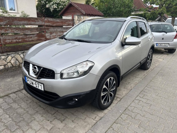 Nissan Qashqai 1.5 dCi Tekna Friss Vizsga.Panor...