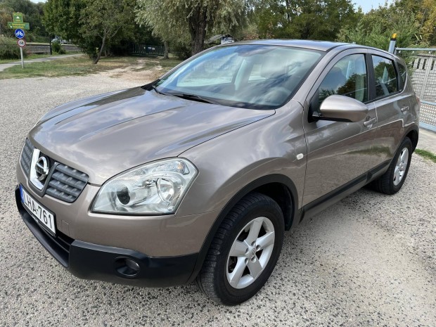 Nissan Qashqai 1.5 dCi Visia 2WD jkora ta MAG...