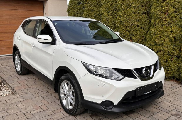 Nissan Qashqai 1.6 DIG-T N-Vision Gyngyhz fh...