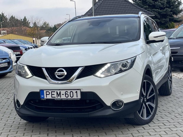 Nissan Qashqai 1.6 DIG-T Tekna Mo-i.2.tulaj.vg...