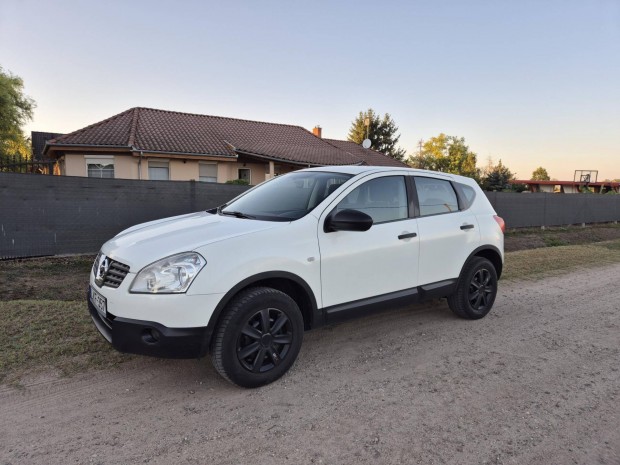 Nissan Qashqai 1.6 Tekna 2WD Magyarországi