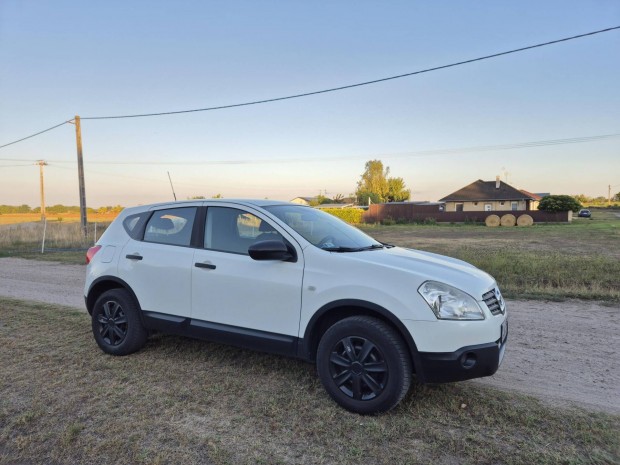 Nissan Qashqai 1.6 Tekna 2WD Magyarországi